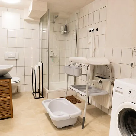 Mariposa Stays, Seenaehe, Parkplatz, 8 Gaeste Lenzkirch Exterior photo